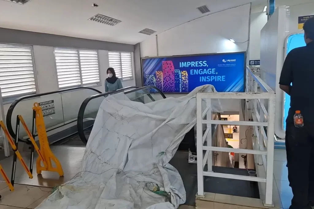 KAI Tangani 12 Korban Eskalator Stasiun Duri, Lima Dirujuk ke RS