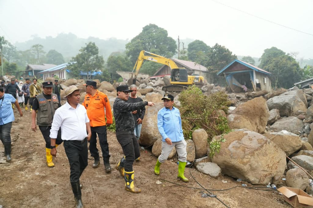 Wamendagri Tinjau Solok, Pastikan Dukungan Tanggap Darurat Banjir
