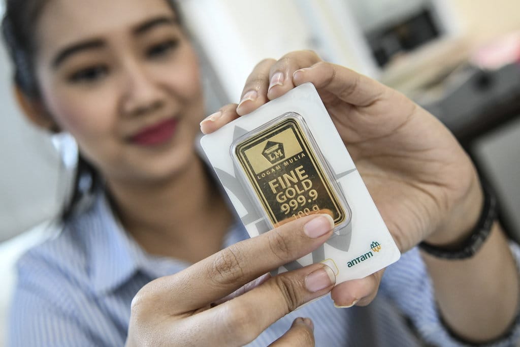 Verifikasi Klaim Penurunan Harga Emas Antam Rp30 Ribu per Gram