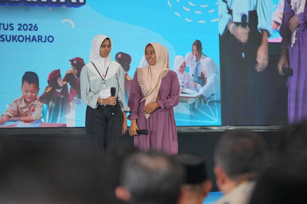 Seragam Baru Sekolah Rakyat Sukoharjo, Ibu Bersyukur