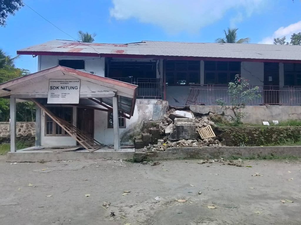 Dinas Pendidikan Sikka Tunda KBM Sementara Usai Gempa NTT