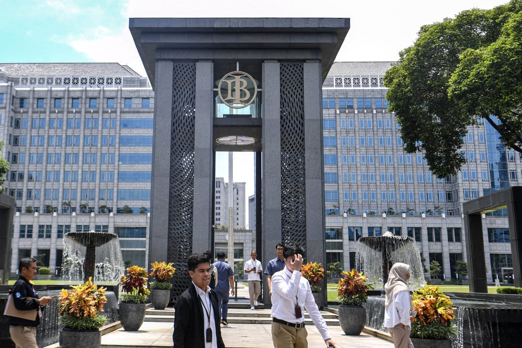 Verifikasi Ketentuan Foto PCPM BI 2026: Latar, Format, dan Larangan AI