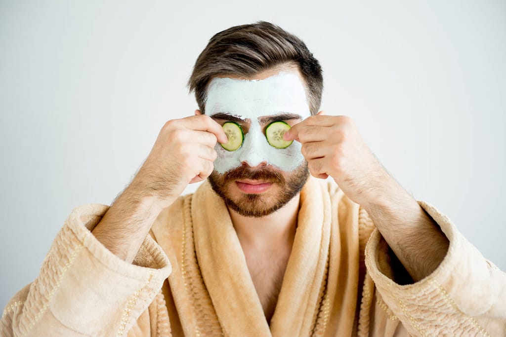 Kesalahan Skincare Pria yang Tanpa Sadar Merusak Kulit Wajah