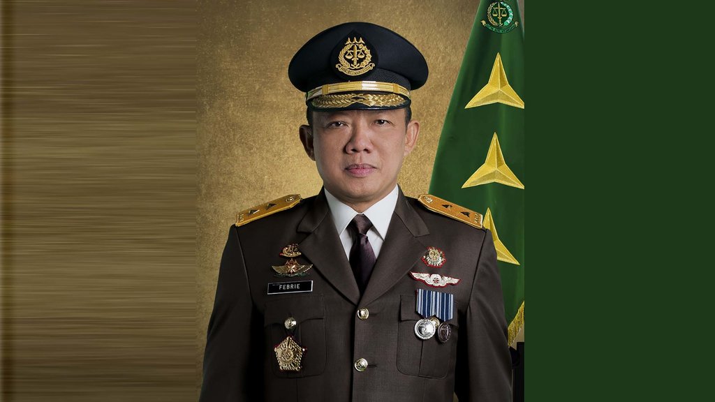 Dari Sakit ke Sidang: Mantan Jampidsus Diperiksa Kasus Emas 74 Kilogram