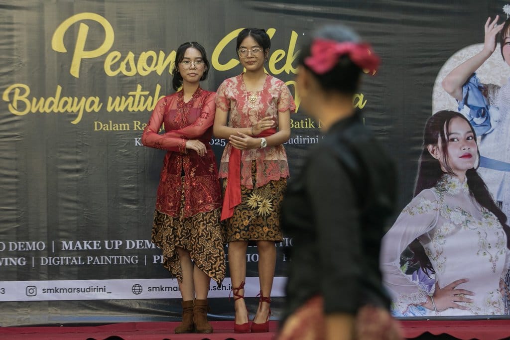 24 Juli: Makna di Balik Hari Kebaya Nasional