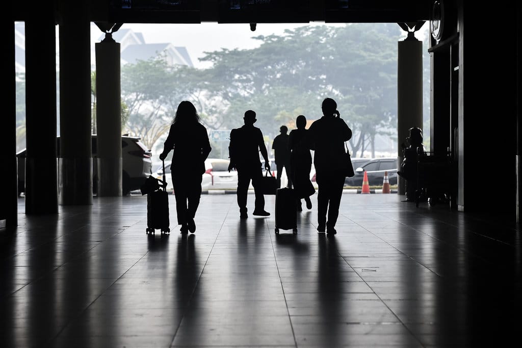 Bakom Tampung Keluhan KADIN soal Dampak Bencana dan Karhutla