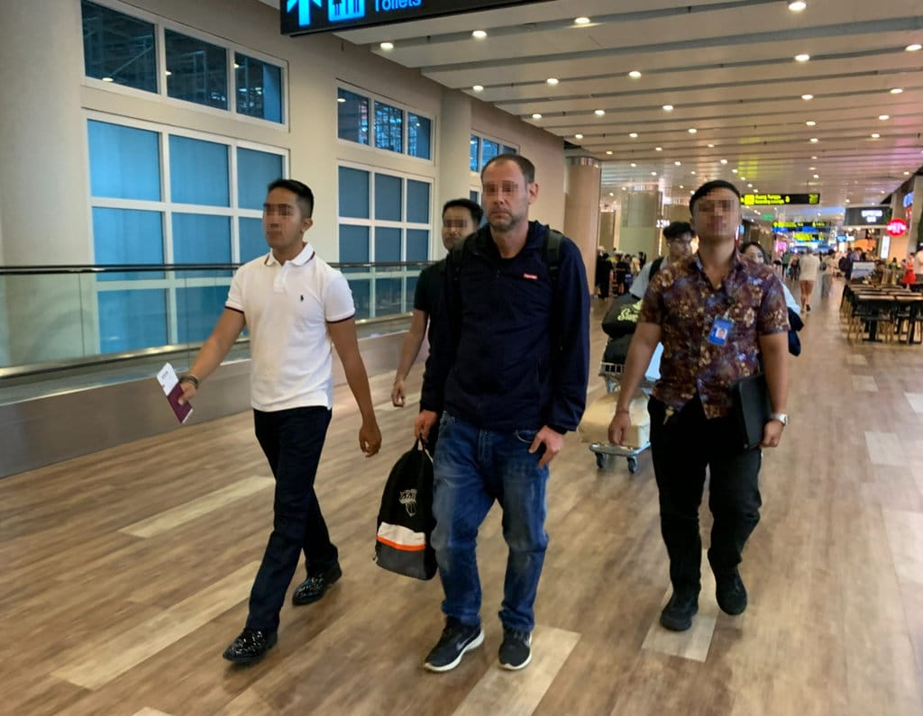 Aniaya Warga dan Overstay, Pria Italia Dideportasi dari Bali