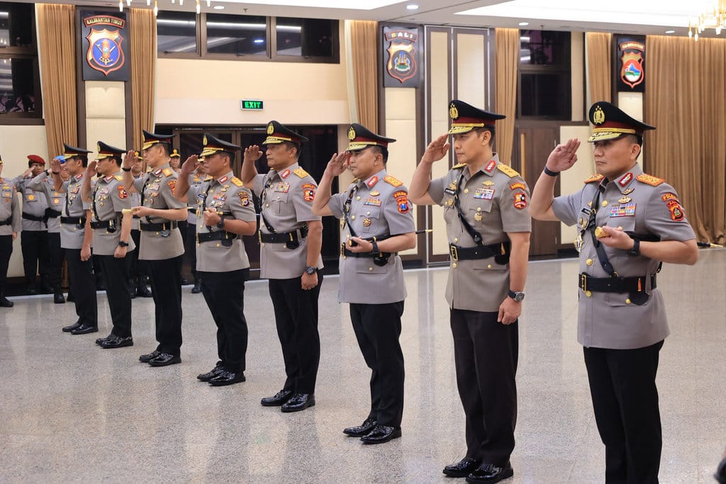 Kapolri Pimpin Sertijab Irwasum hingga Kapolda Metro Jaya