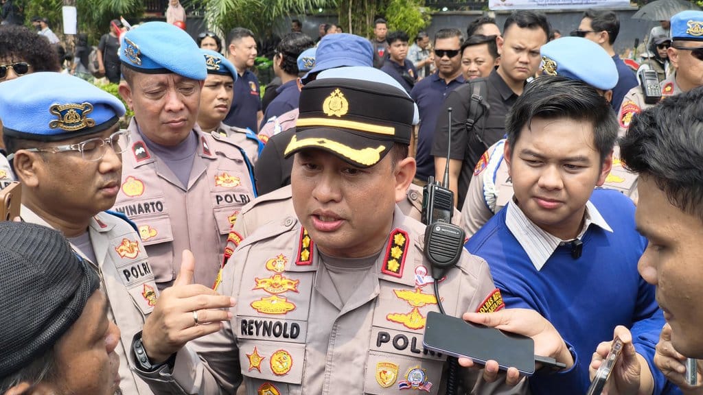 Verifikasi Klaim: Polisi Akan Periksa Setiap Bantuan di Area DPR RI