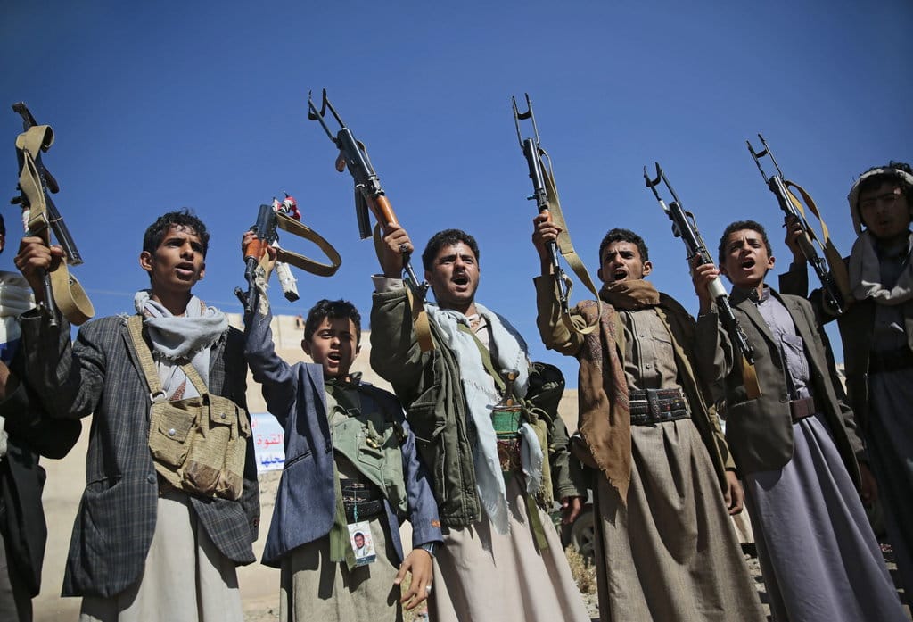 Membandingkan Kekuatan Militer Houthi dan Arab Saudi