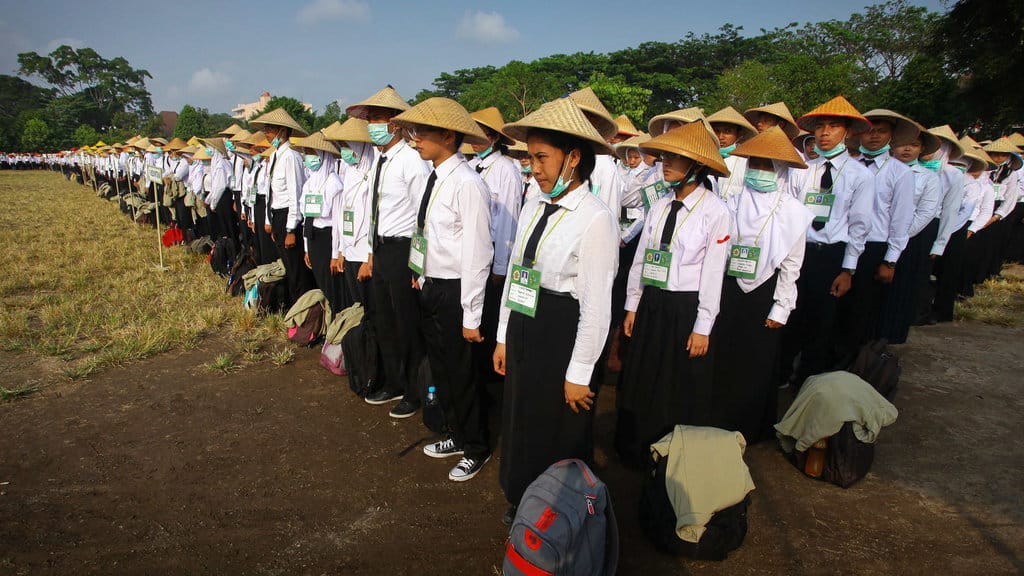 Yel-Yel PKKMB: Antara Motivasi dan Kontroversi di Kampus