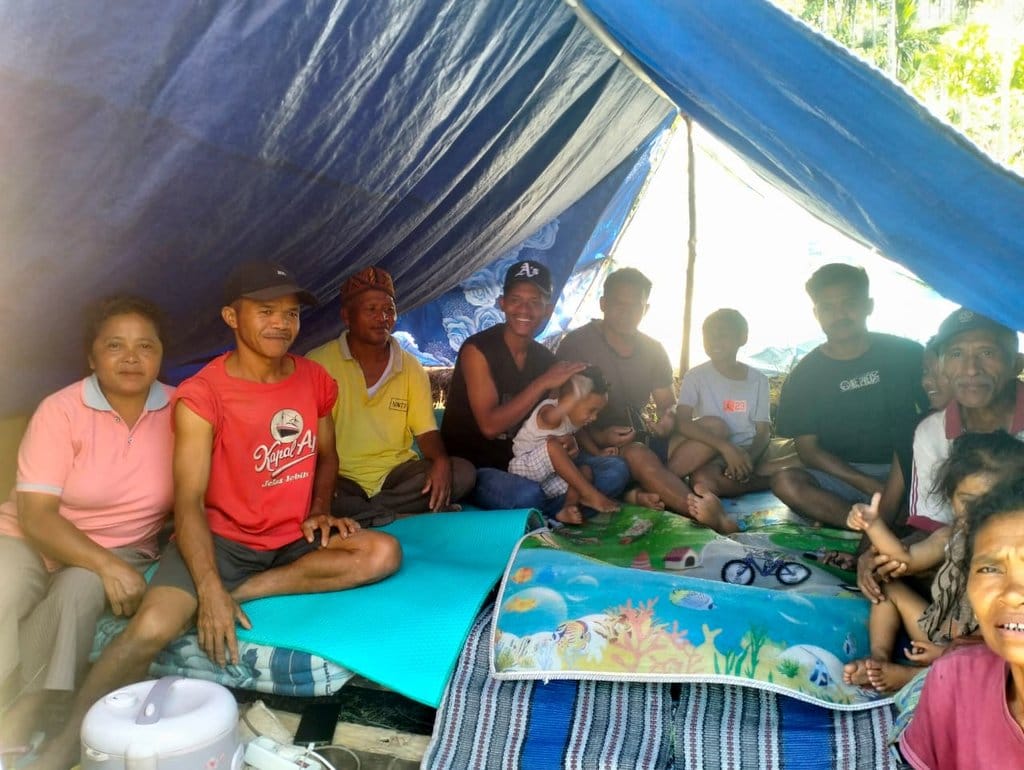 Korban Gempa NTT Tidur dalam Kegelapan, Camat Akui Tanggap Darurat Gagap