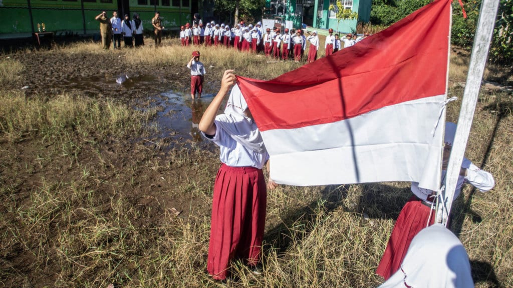 Kemendikdasmen Siapkan Pedoman Upacara 17 Agustus 2026 untuk Satuan Pendidikan