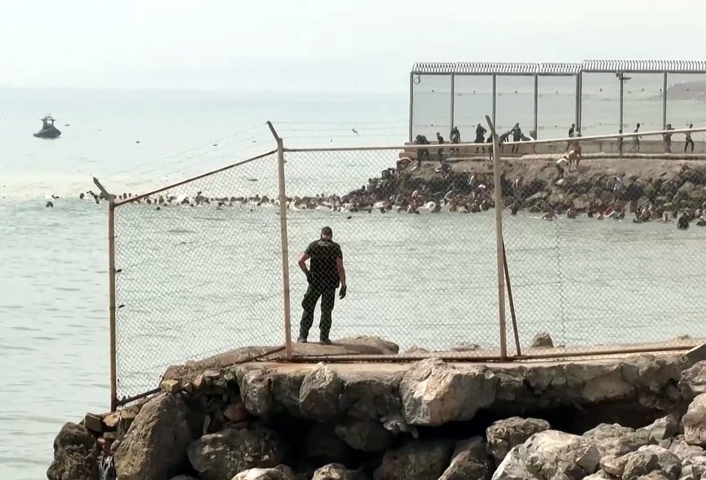 Ceuta dan Melilla: Enklaf Spanyol di Afrika dan Gerbang Migrasi