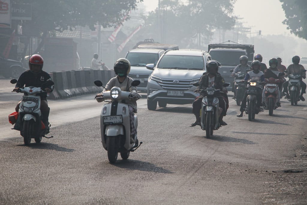 Asap Karhutla Kalimantan Barat Capai Sarawak, Delapan Wilayah Tutup Sekolah