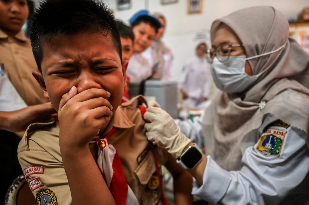 Perluasan Vaksinasi HPV Indonesia: Langkah Maju yang Masih Menghadapi Tantangan