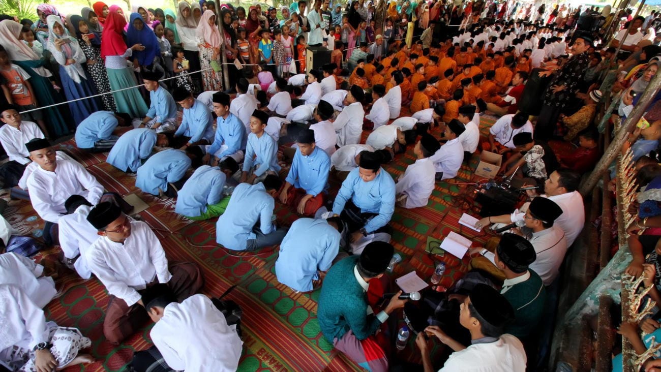 4 Contoh Teks Sambutan Panitia Maulid Nabi dalam Bahasa Jawa