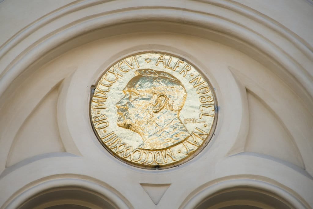 Nama Prabowo di Paper Nobel MBG Diselidiki