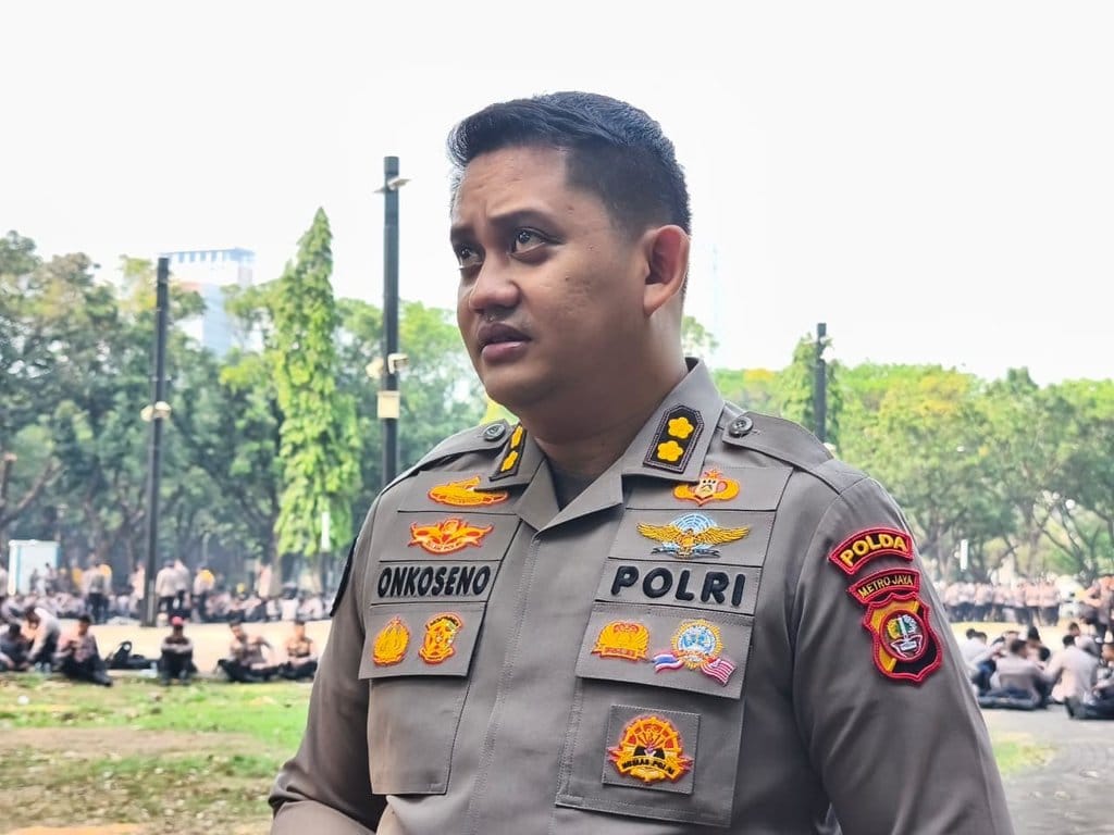 Polda Metro Jaya Kerahkan 11.261 Personel Kawal Aksi Buruh di DPR