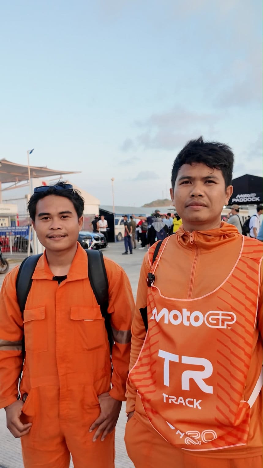 Warga Lombok Jadi Marshal dan Terapis di MotoGP 2026