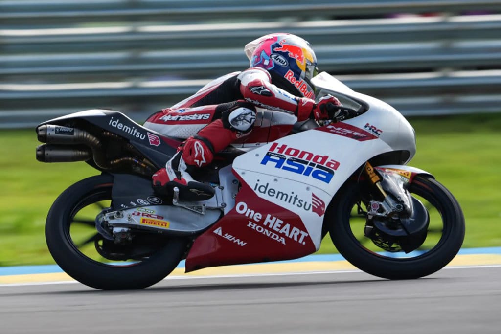 Veda Ega Siap Tempur di Moto3 Inggris 2026