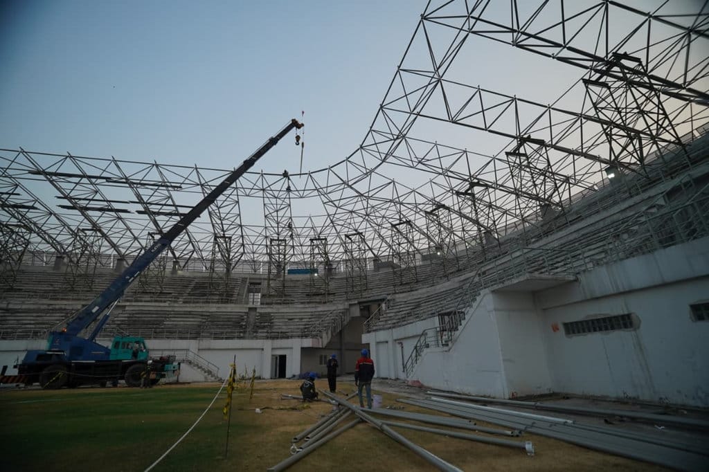 Pemasangan Atap Stadion GDJ Kediri Ditarget Selesai November 2026