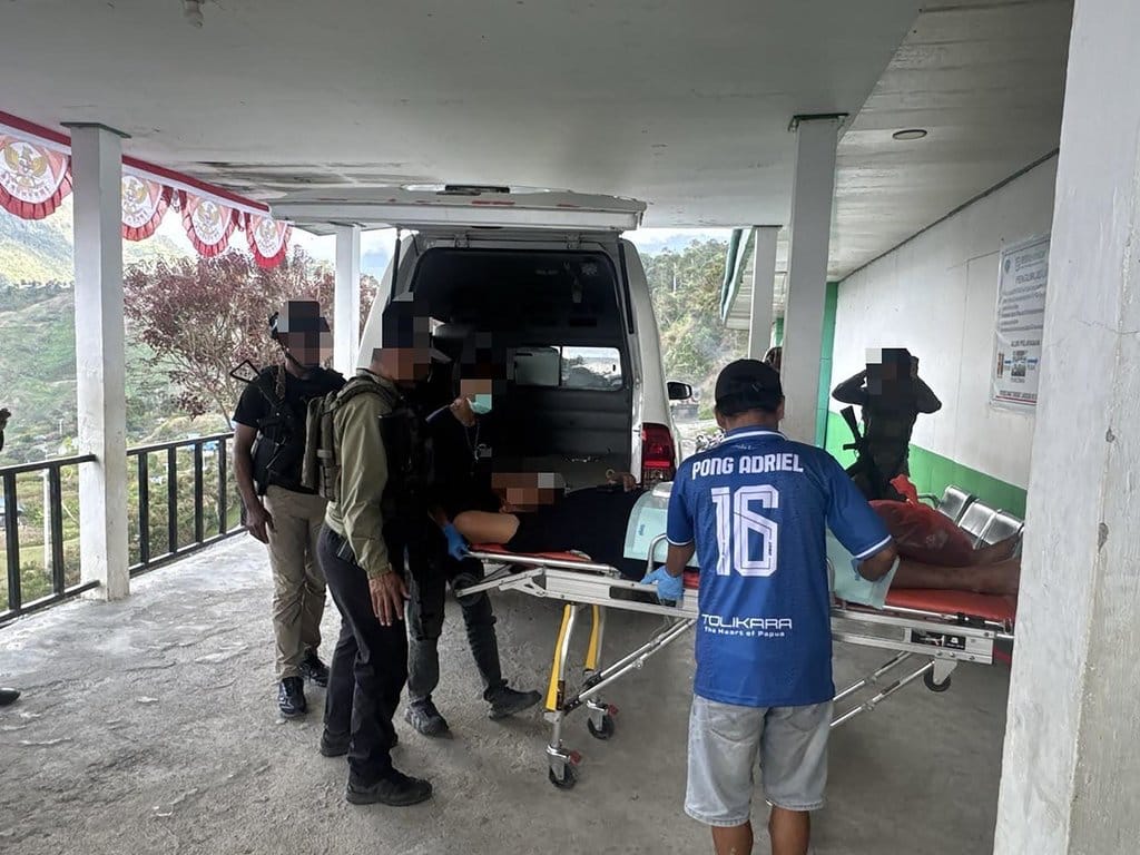 Polisi Tertembak Kelompok Sipil Bersenjata Saat Observasi di Puncak Jaya