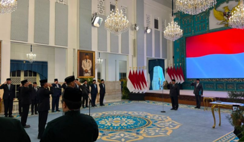 Prabowo Lantik Donny Ermawan Pimpin Universitas RI