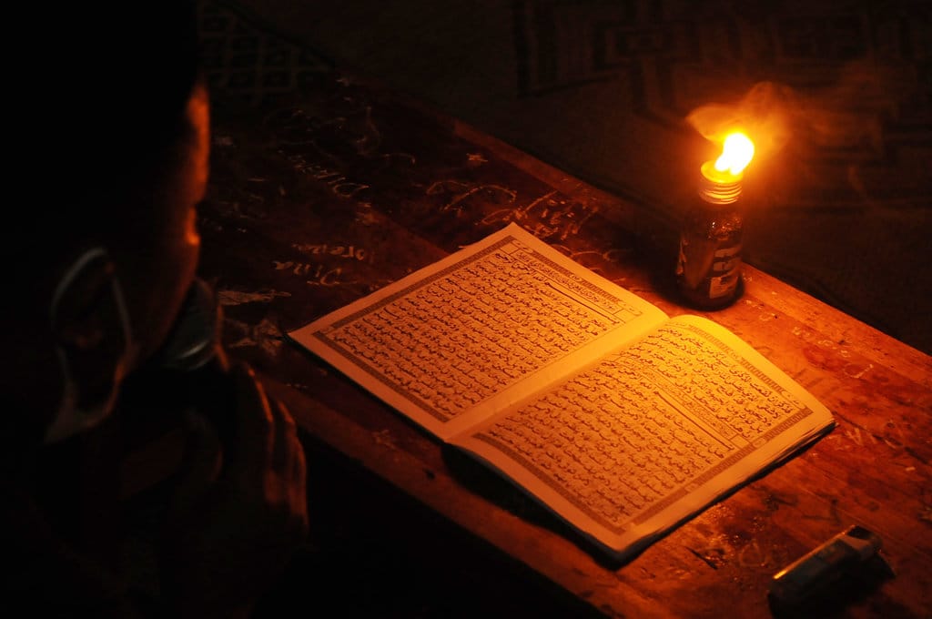 3 Contoh Ceramah Maulid Nabi Beserta Dalilnya yang Menyentuh Hati