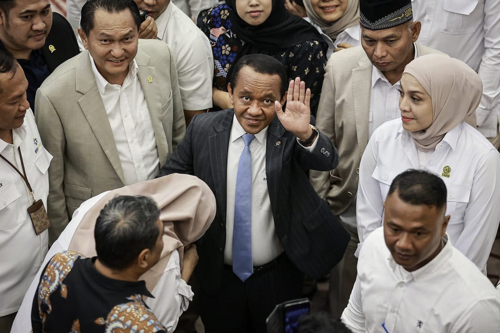 Bahlil Buka Suara Soal Gaji di Tengah Rangkap Jabatan Menteri