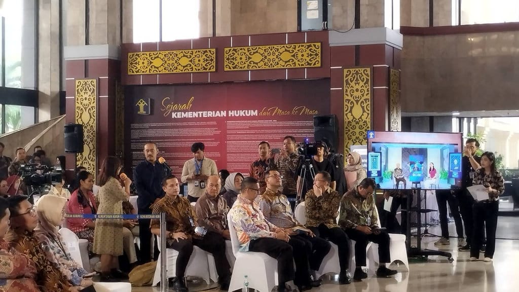 Status Kewarganegaraan Korban Adopsi Ilegal Masih Terkatung
