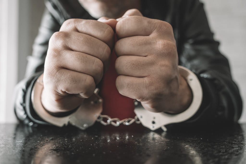 Bareskrim Tangkap Kasat Narkoba Polres Tangsel dan Enam Anak Buahnya