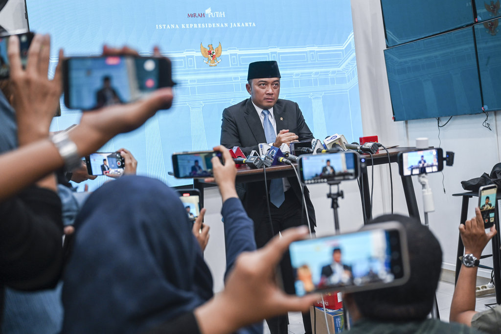Pemerintah Serahkan Seleksi Calon ADK OJK dan Dubes ke DPR