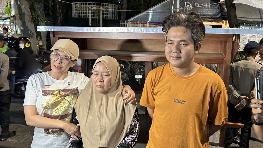 Bantuan Gerobak Pulihkan Harapan Pedagang Korban Bentrokan Menteng