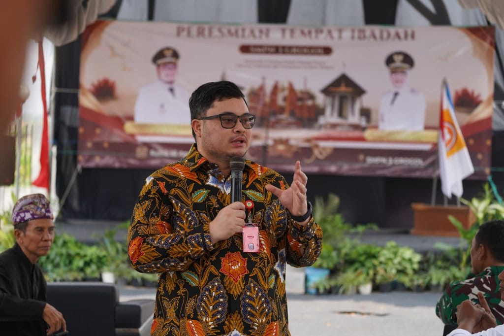 Mas Dhito Resmikan Tiga Rumah Ibadah untuk Perkuat Toleransi Pelajar