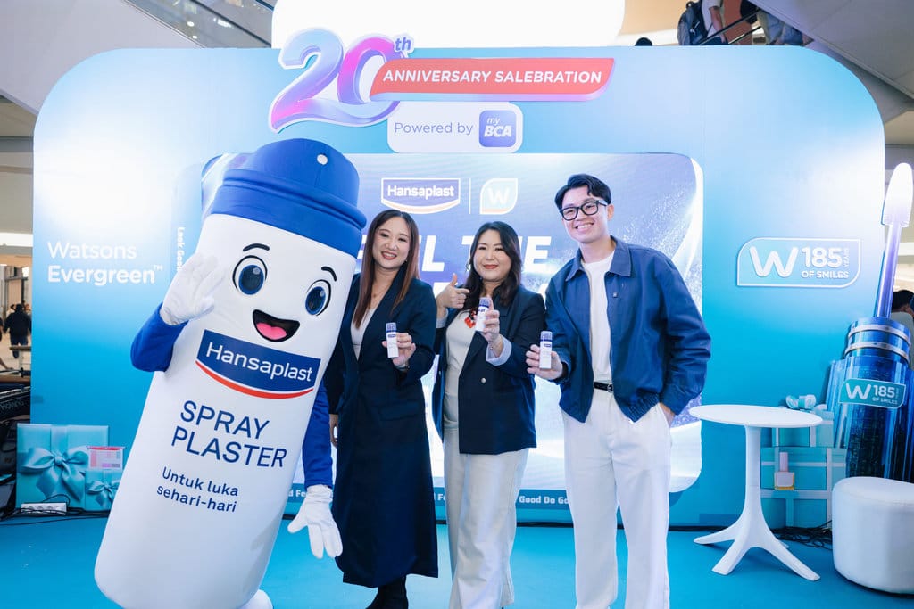 Hansaplast Luncurkan Spray Plaster di Perayaan 20 Tahun Watsons