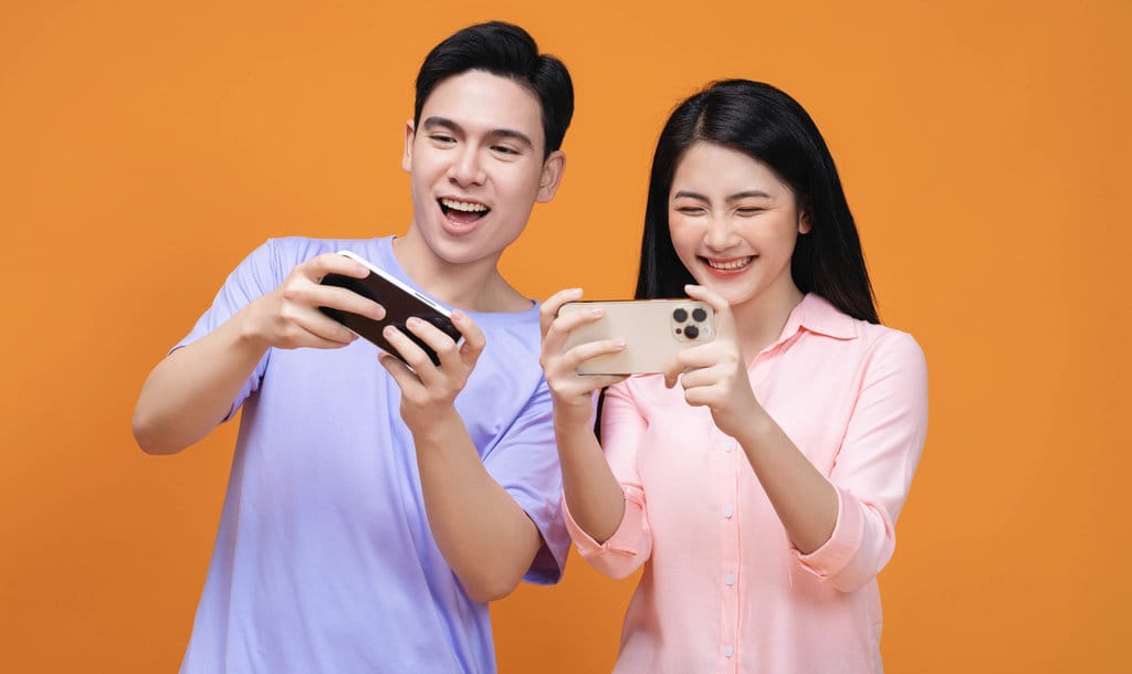 Cek Fakta: 6 Game HP yang Bisa Dimainkan Pasangan LDR