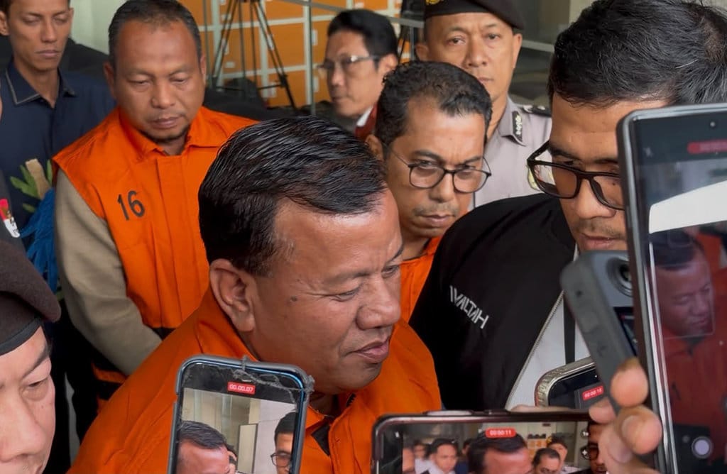 Dana Desa Rupiah Berubah Jadi Dolar Singapura untuk Raja Juli