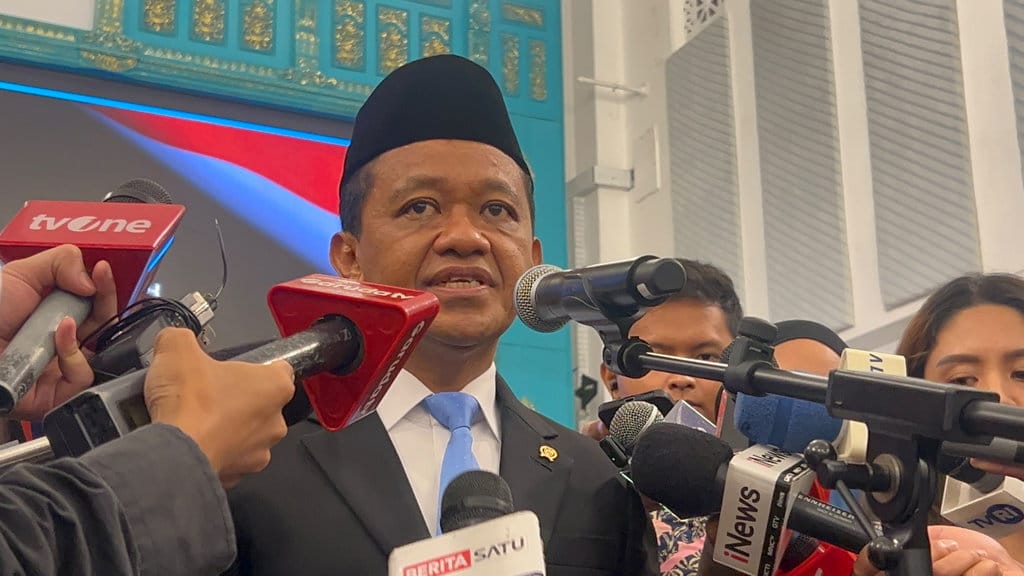 Bahlil dan Ujian Berat Transisi Energi di Kemenko Baru
