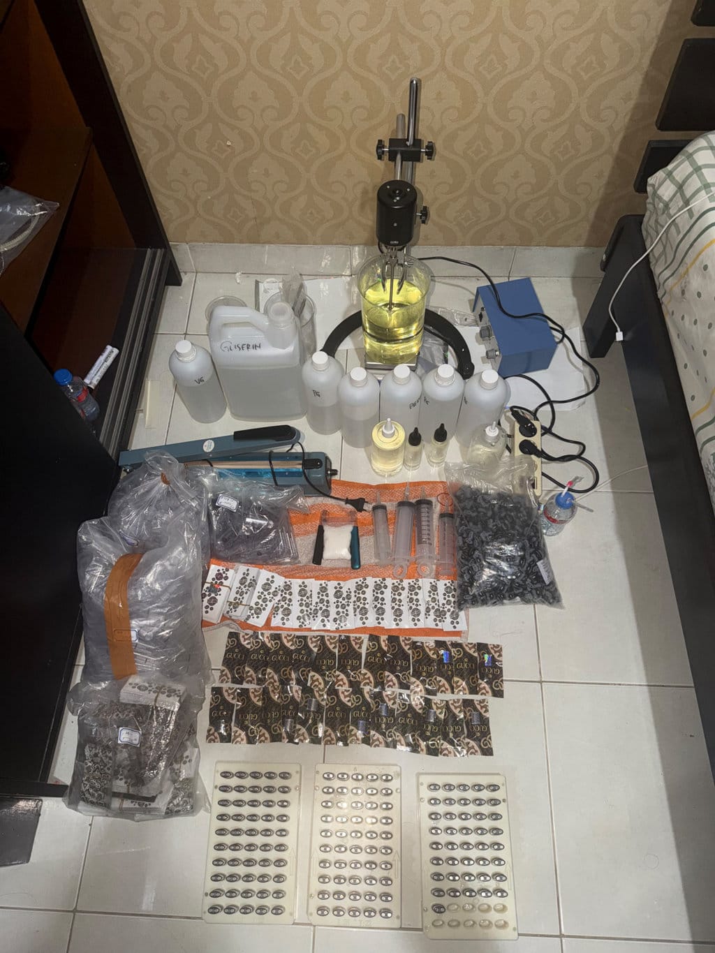 Verifikasi: Produksi Cartridge Etomidate di Kamar Kos Kemang