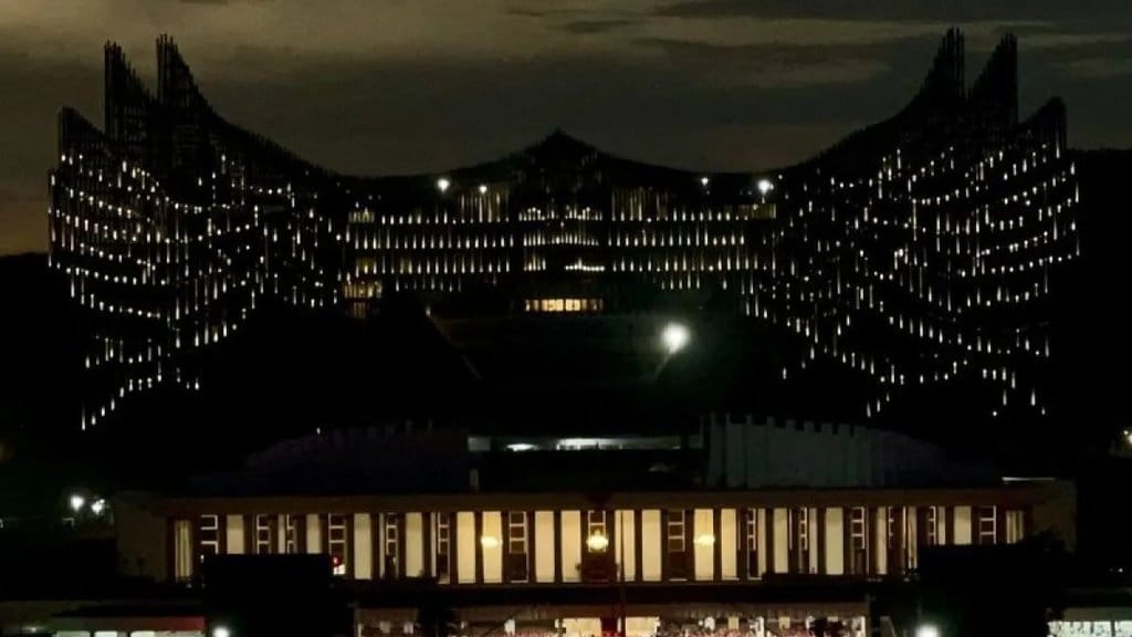 Bahlil Sebut Padam Listrik Kalimantan Hanya Pemeliharaan, Bawa Pesan Prabowo