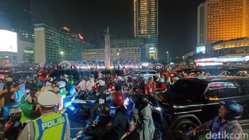 Jalan di Sekitar Bundaran HI Kembali Dibuka Usai Karnaval Malam Merdeka