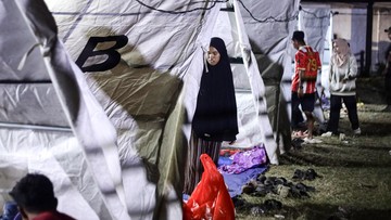 Gempa Susulan Membuat Warga Manggarai NTT Butuh Tenda Darurat