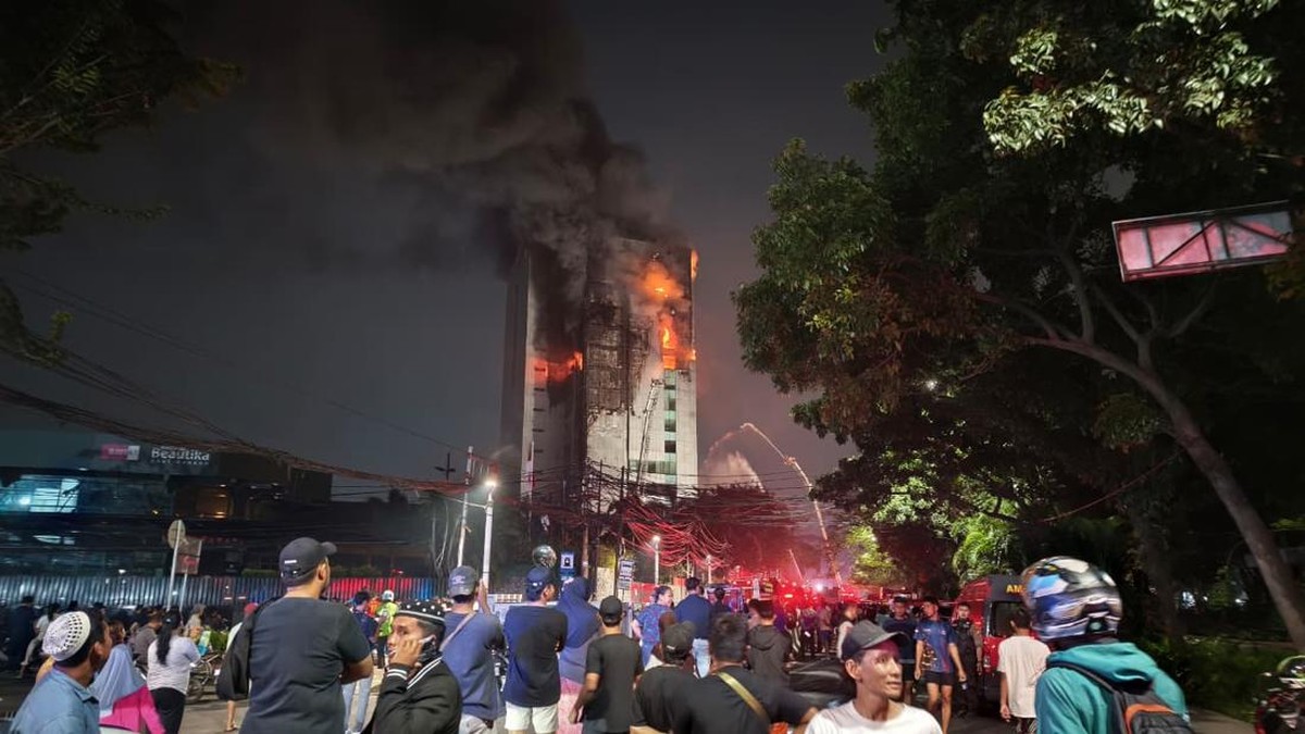 Kebakaran Gedung Bapenda DKI di Gambir, Api Baru Padam Usai Empat Jam