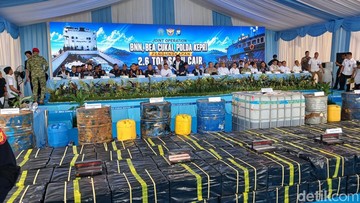 Penyergapan 2,6 Ton Narkoba Cair Selamatkan 14 Juta Jiwa
