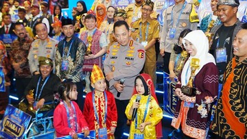 Kapolri Buka Panggung Bagi Anak Indonesia Bercerita dan Raih Mimpi