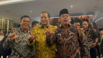 Menkop dan Menkum Apresiasi Pegiat Koperasi di Malam Penghargaan 2026