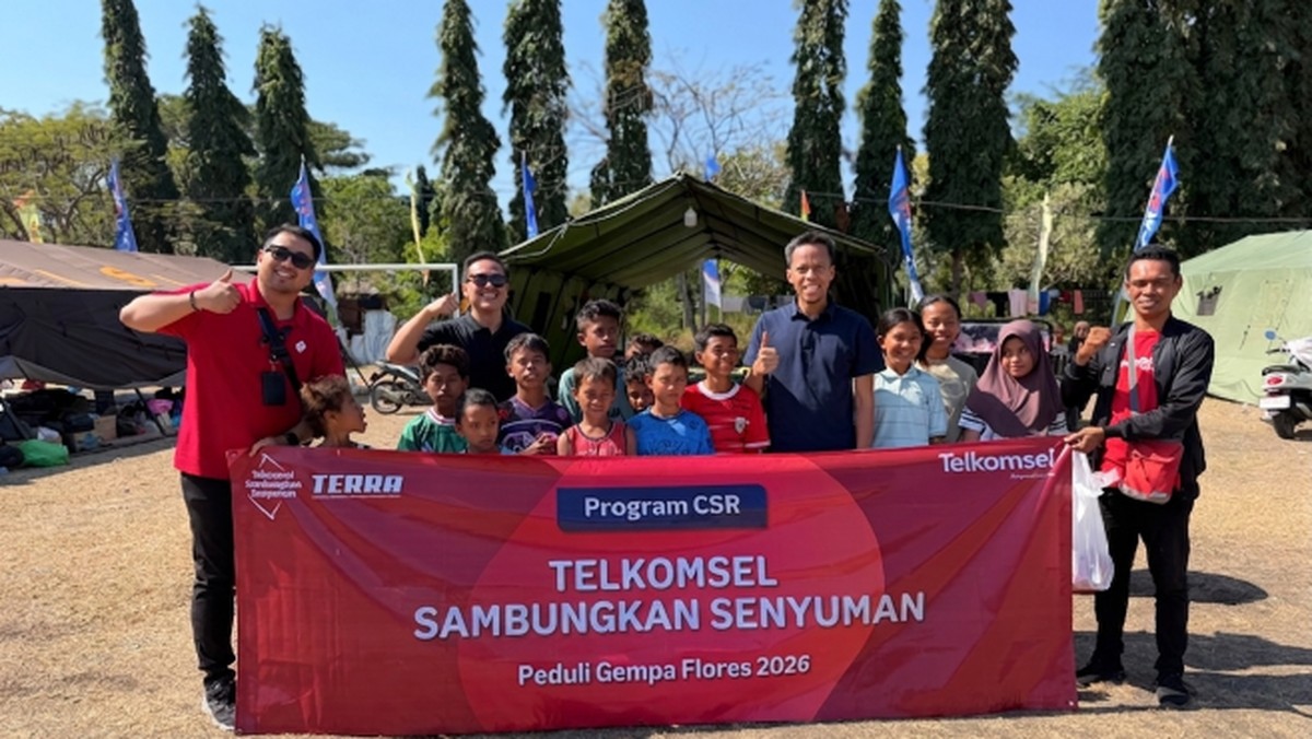 Telkomsel Kirim Bantuan Kemanusiaan untuk Pemulihan Korban Gempa Flores
