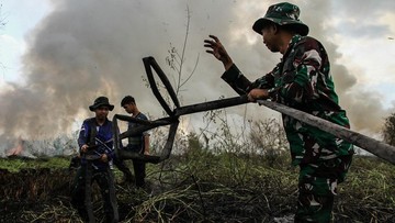 14 Ribu Prajurit TNI Dikerahkan Bantu Pemadaman Karhutla di Sumatra dan Kalimantan