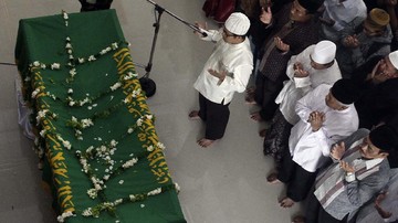 Menko Yusril Minta Masyarakat Tenang Terkait Insiden Demo Pejompongan